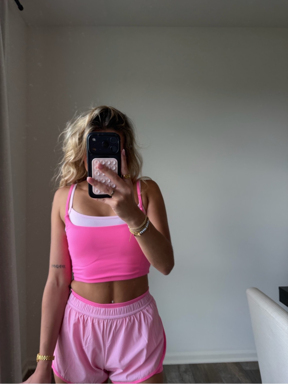 These three double layered hot pink set - Picture 15 of 16
